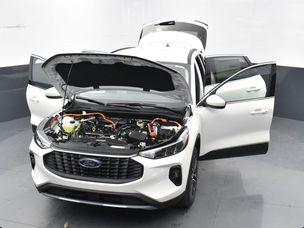 New 2025 Ford Escape SE image 37