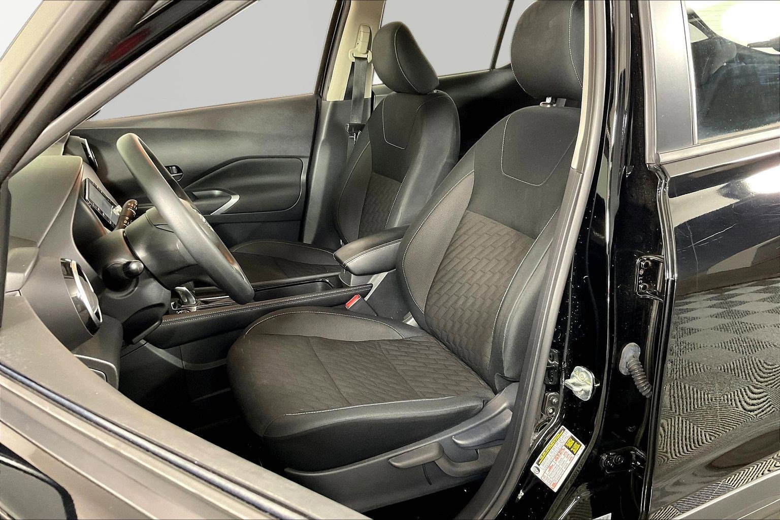 Used 2023 Nissan Kicks SV FWD image 20