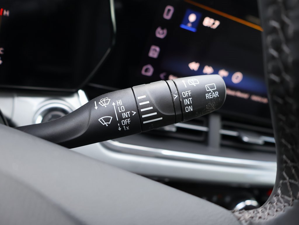 New 2026 Chevrolet Trax LT w/ Driver Confidence Package image 15