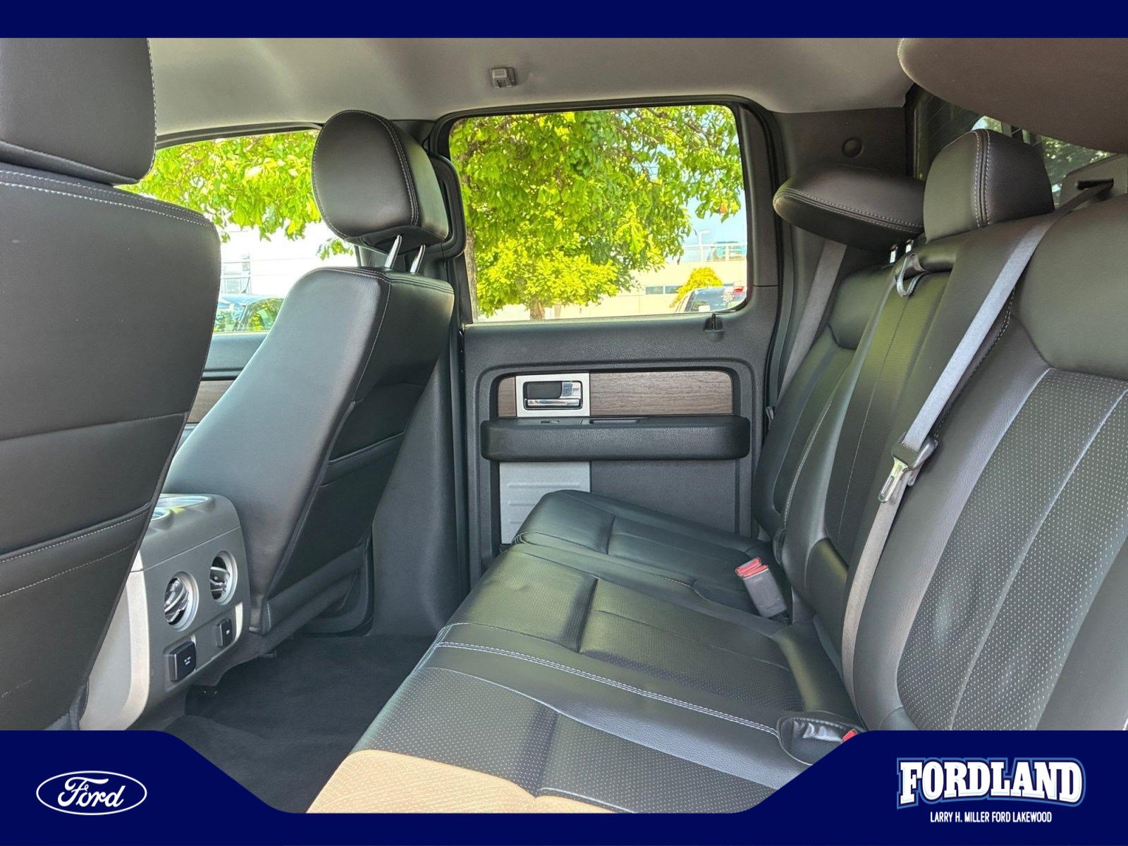Used 2013 Ford F150 Lariat w/ Lariat Chrome Pkg AWD/4WD image 17