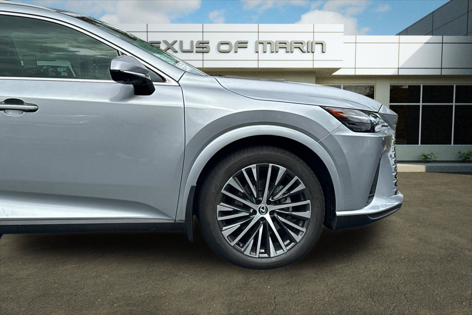 Used 2023 Lexus RX 350 Premium Plus w/ Cold Area Package FWD image 34