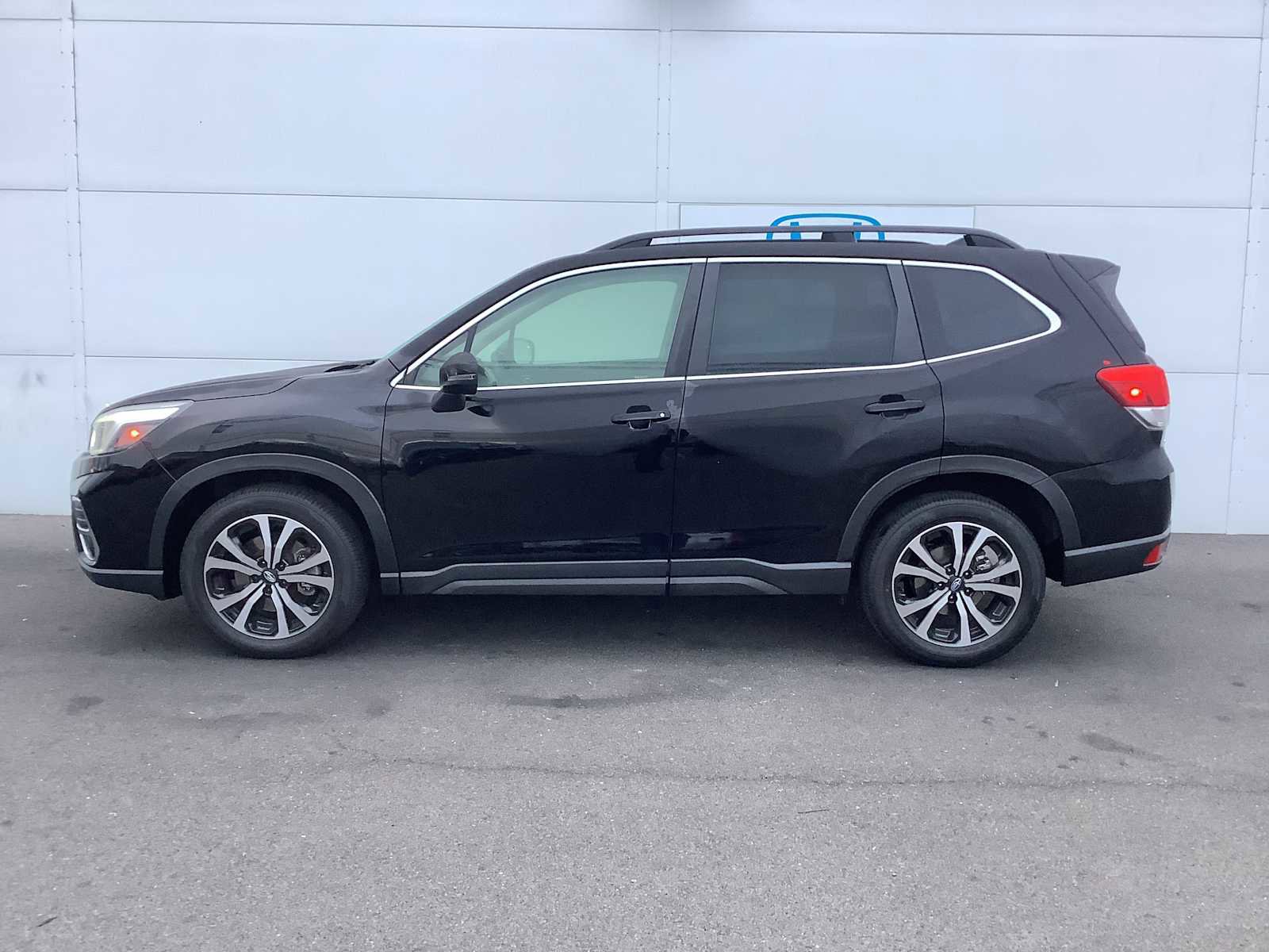Used 2020 Subaru Forester Limited w/ Popular Package #3 image 2