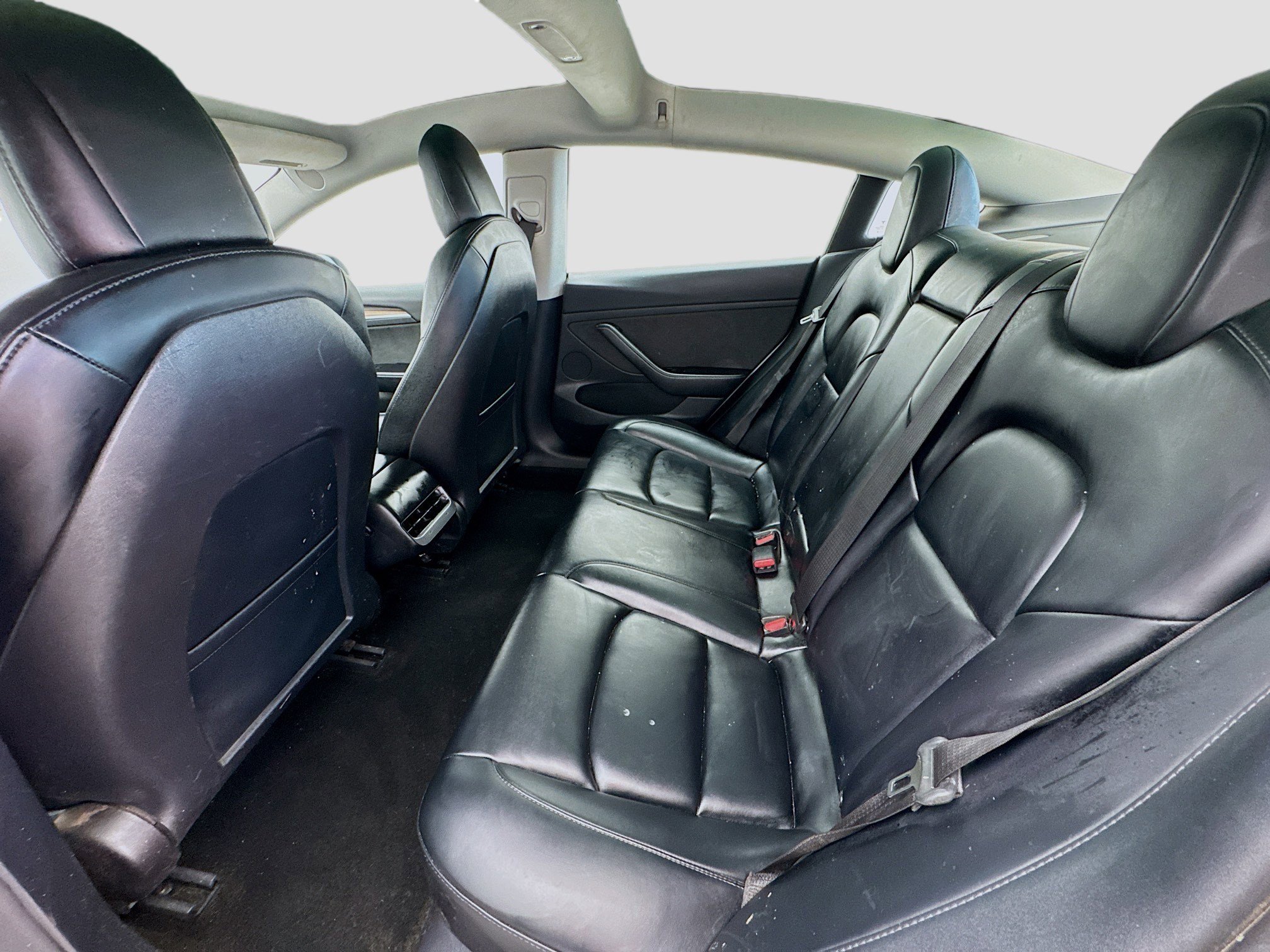Used 2022 Tesla Model 3 Standard Range RWD image 16