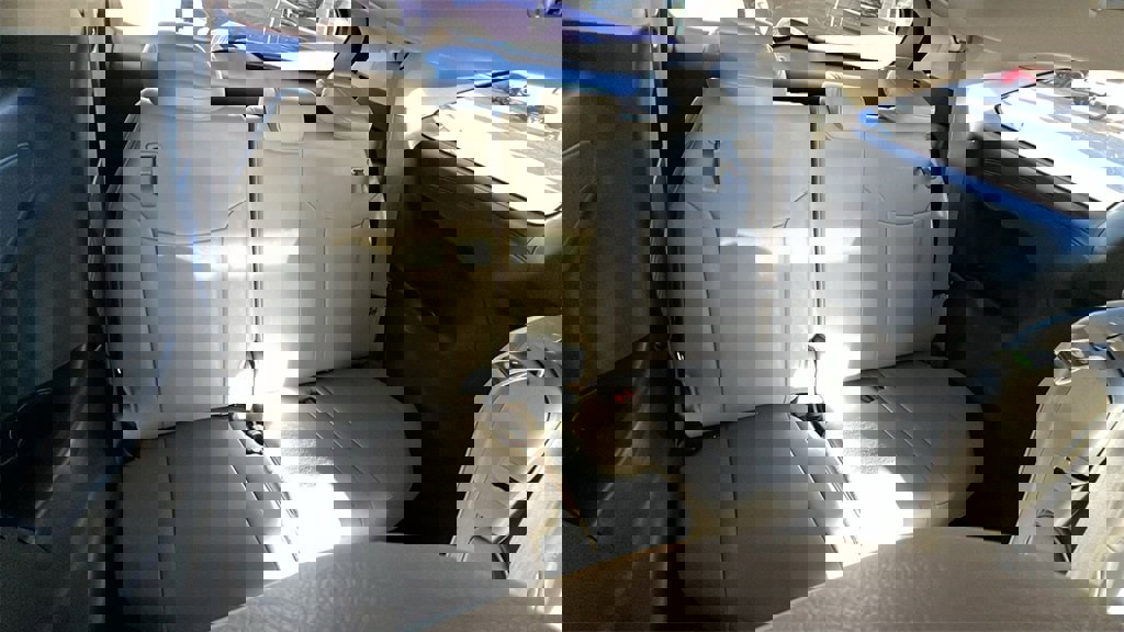 Used 2025 Toyota Sienna XLE image 19