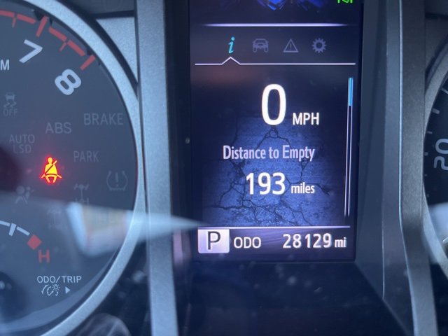 Used 2022 Toyota Tacoma TRD Off-Road image 16