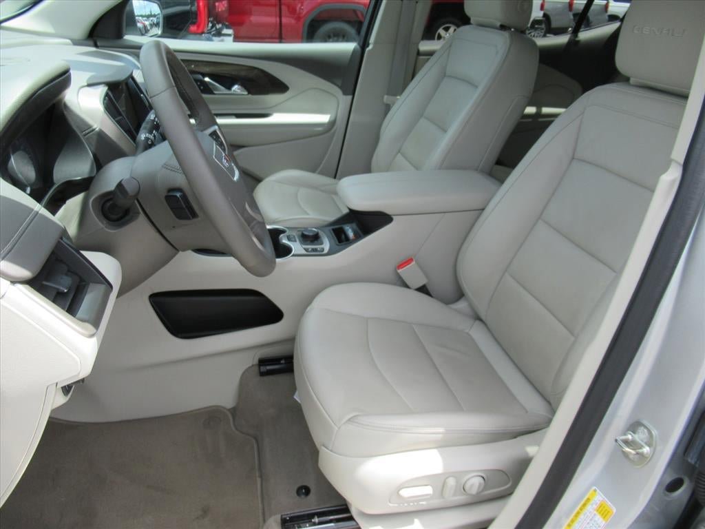 Used 2019 GMC Terrain Denali w/ Advanced Safety Package FWD image 17