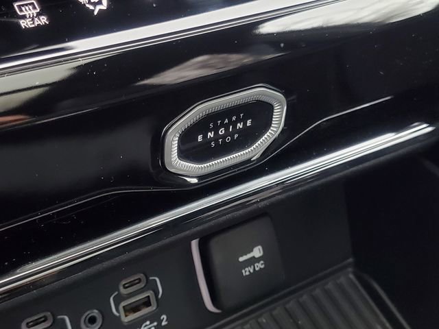 New 2026 Jeep Grand Cherokee L Limited image 19