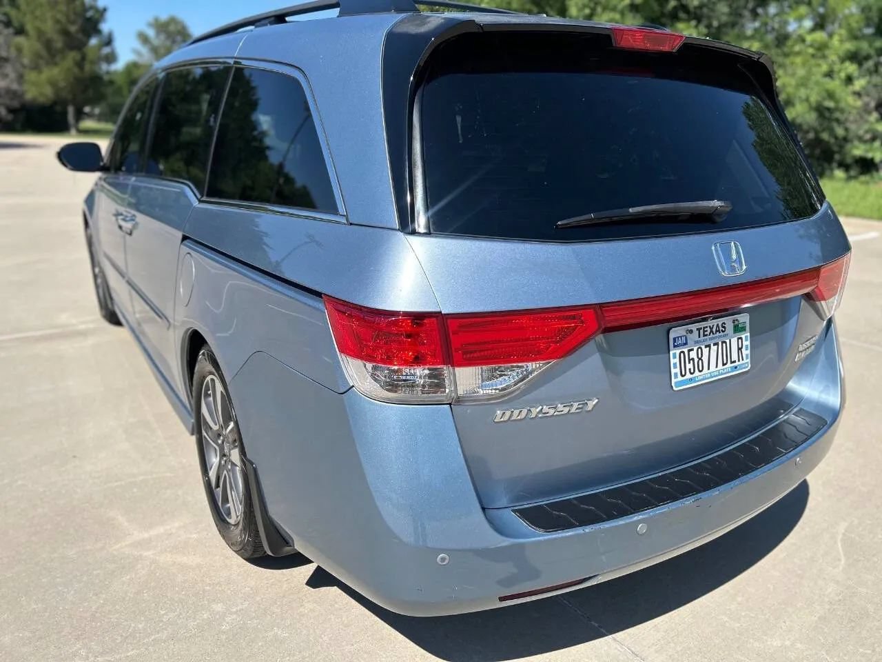 Used 2014 Honda Odyssey Touring image 8