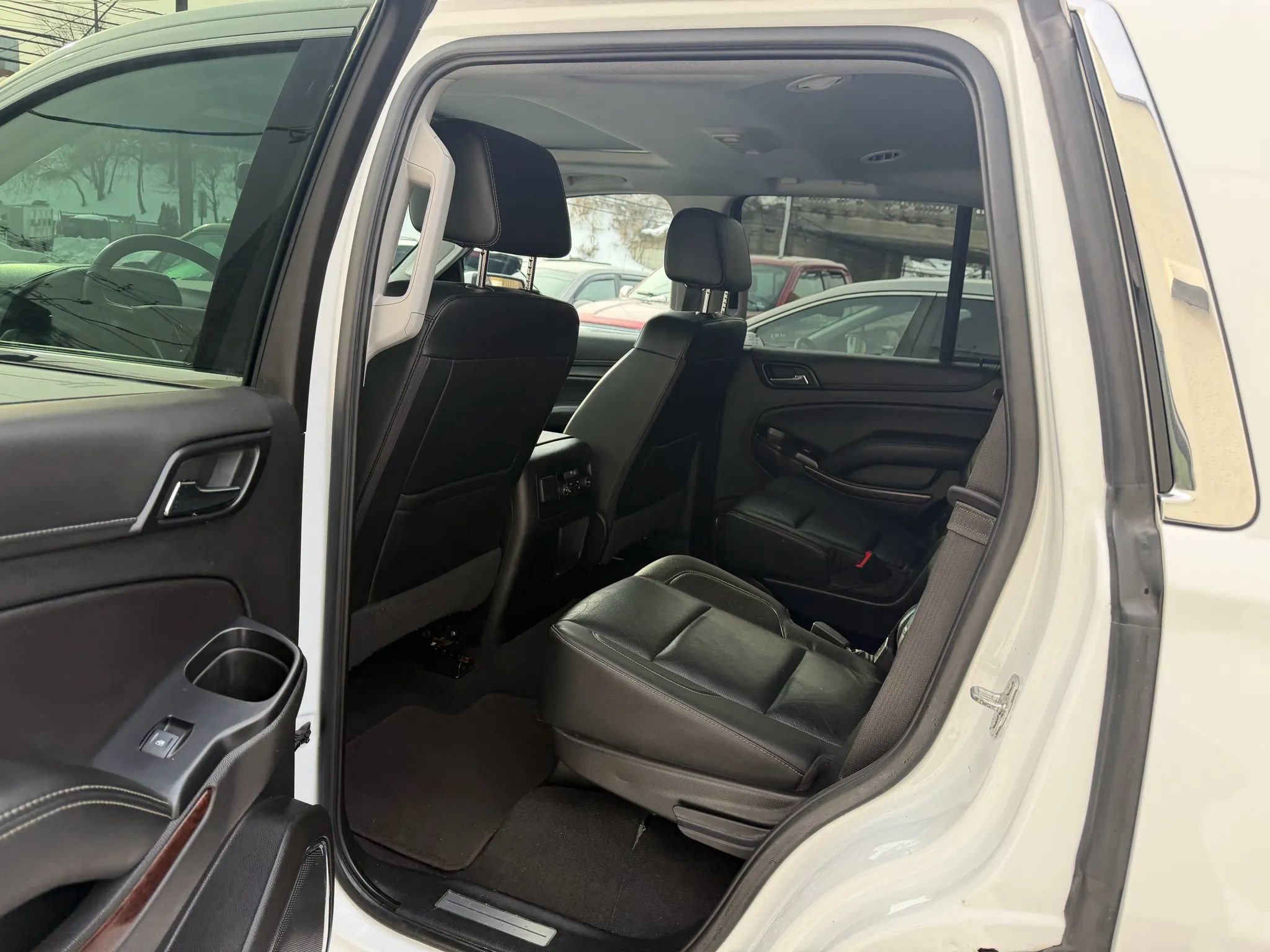 Used 2020 GMC Yukon SLT image 28