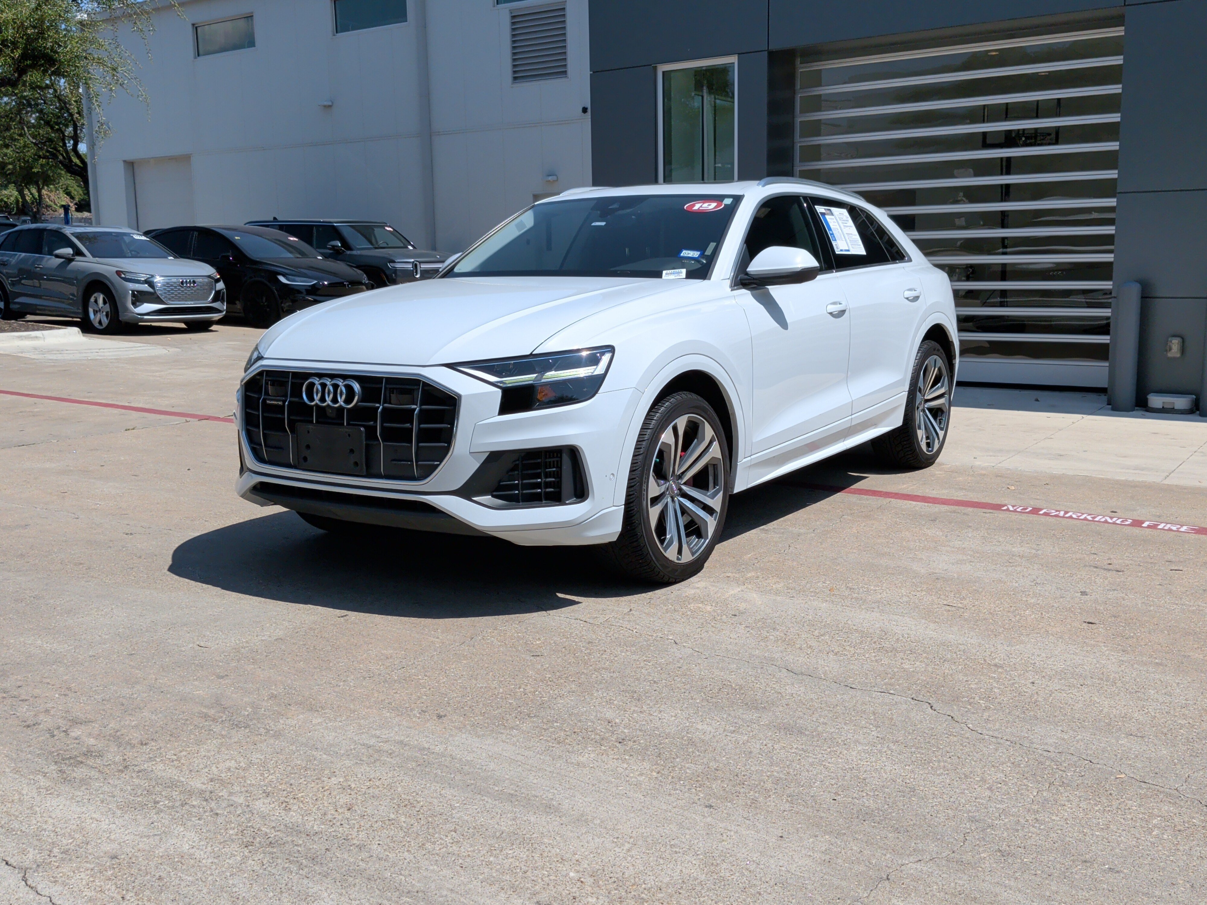 Used 2019 Audi Q8 Premium Plus AWD/4WD image 5