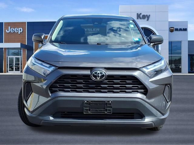 Used 2023 Toyota RAV4 LE FWD image 7
