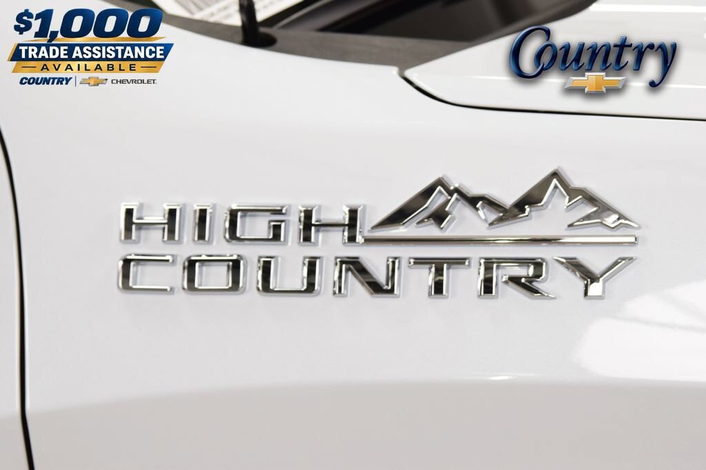 New 2026 Chevrolet Silverado 1500 High Country w/ Technology Package AWD/4WD image 17