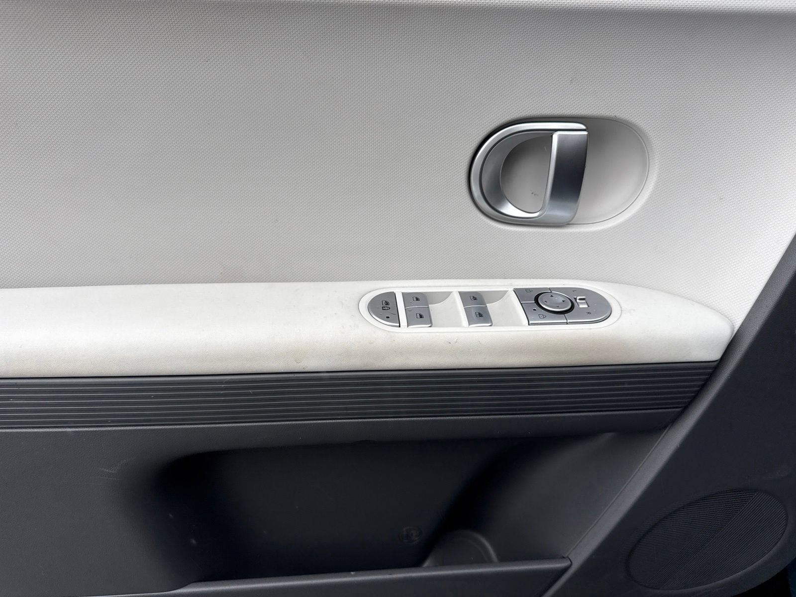 Certified 2024 Hyundai Ioniq 5 SEL RWD image 16