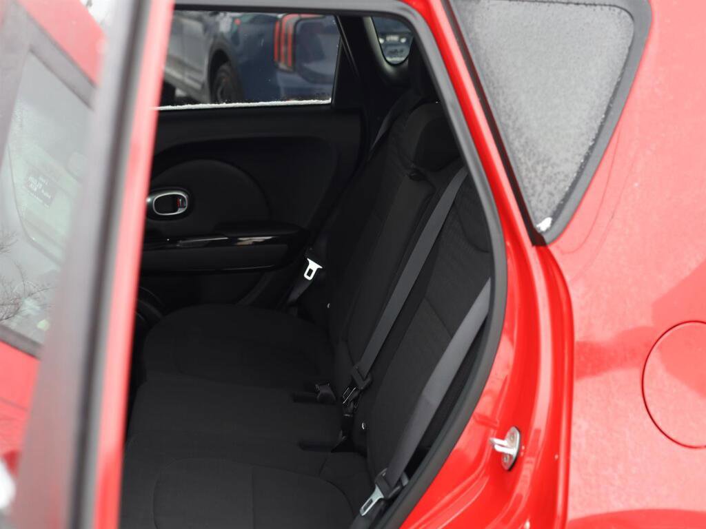Used 2015 Kia Soul ! w/ Sun & Sound Package image 16