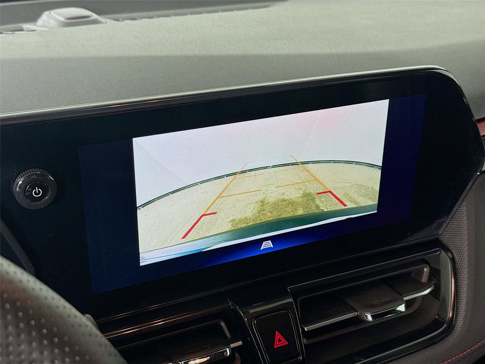 Used 2025 Chevrolet TrailBlazer RS w/ Convenience Package image 14