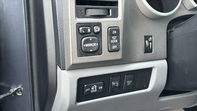 Used 2010 Toyota Tundra Limited image 10