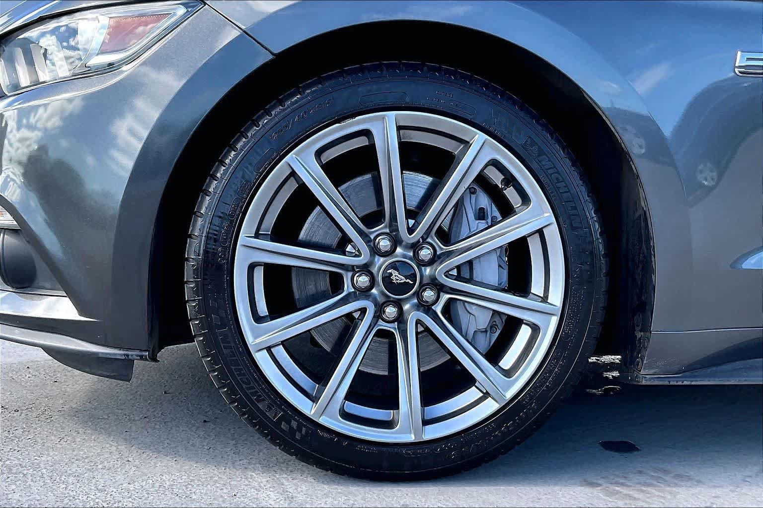 Used 2015 Ford Mustang GT Premium w/ Equipment Group 401A RWD image 8