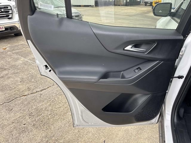 Used 2025 Chevrolet Equinox LT image 35