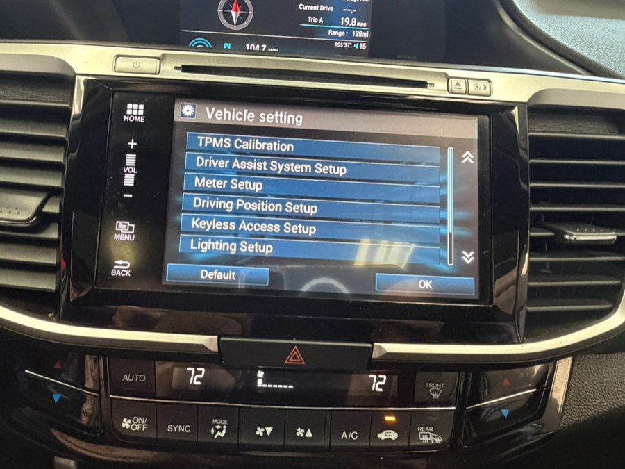Used 2017 Honda Accord Touring image 45