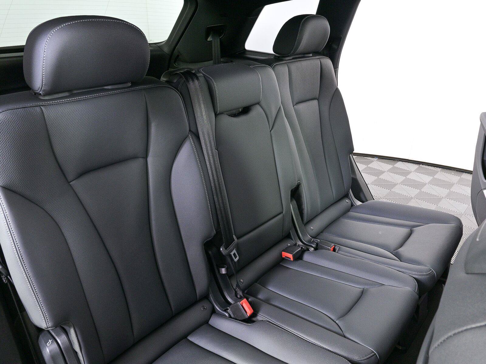New 2026 Audi Q7 2.0T Premium Plus AWD/4WD image 24