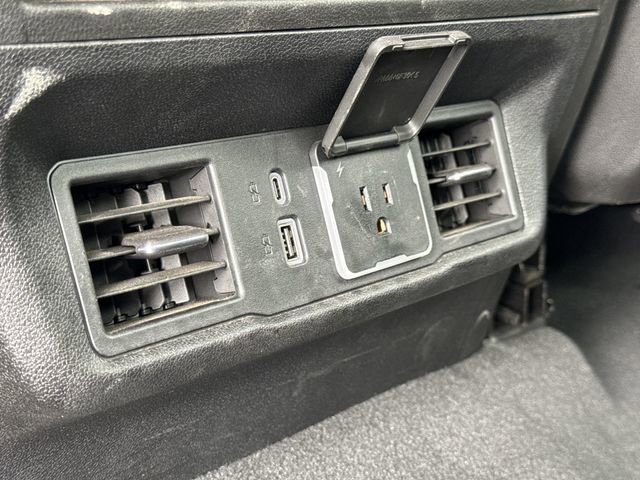 Used 2024 Chevrolet Silverado 2500 LT AWD/4WD image 20