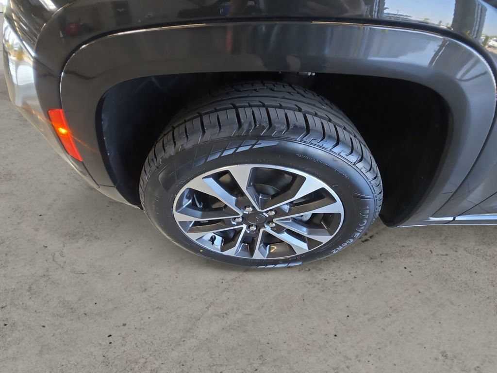 Used 2022 Jeep Grand Cherokee L Overland AWD/4WD image 13
