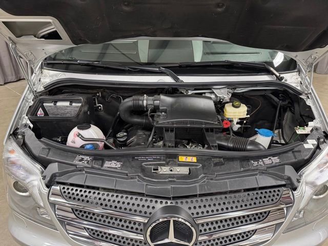Used 2018 Mercedes-Benz Sprinter 3500 image 48