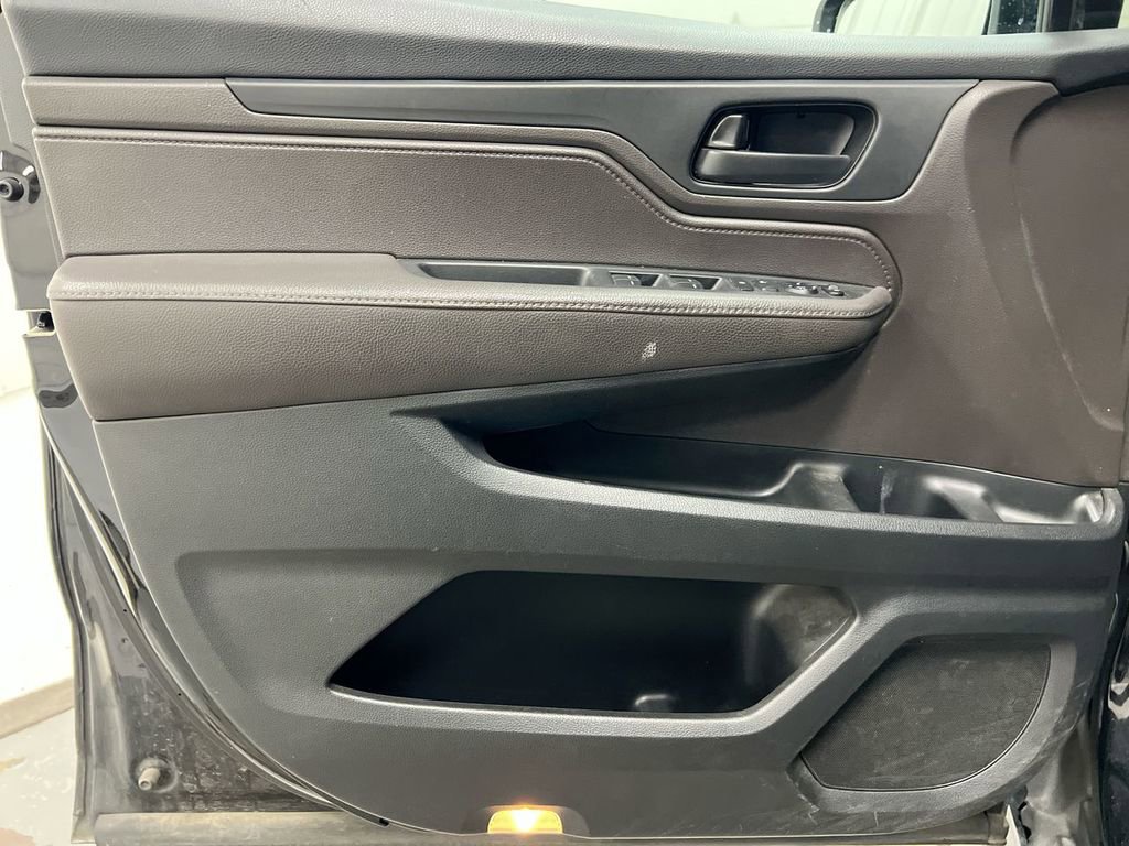 Used 2018 Honda Odyssey EX image 20