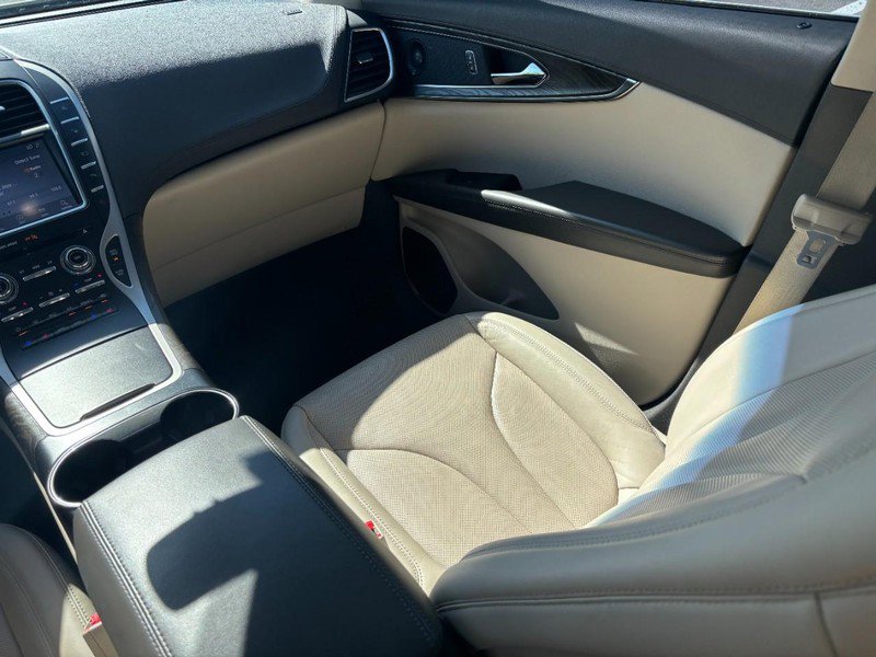 Certified 2020 Lincoln Nautilus Reserve image 13