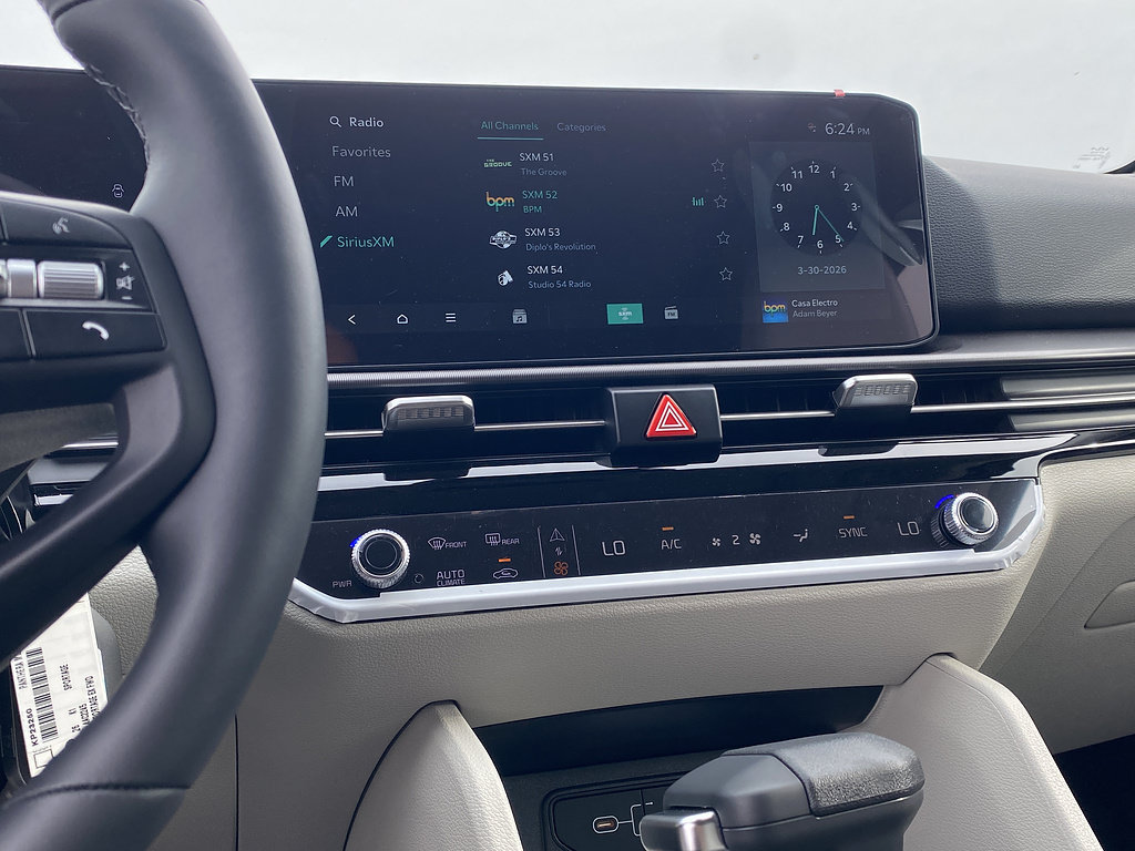 New 2026 Kia Sportage EX FWD image 19