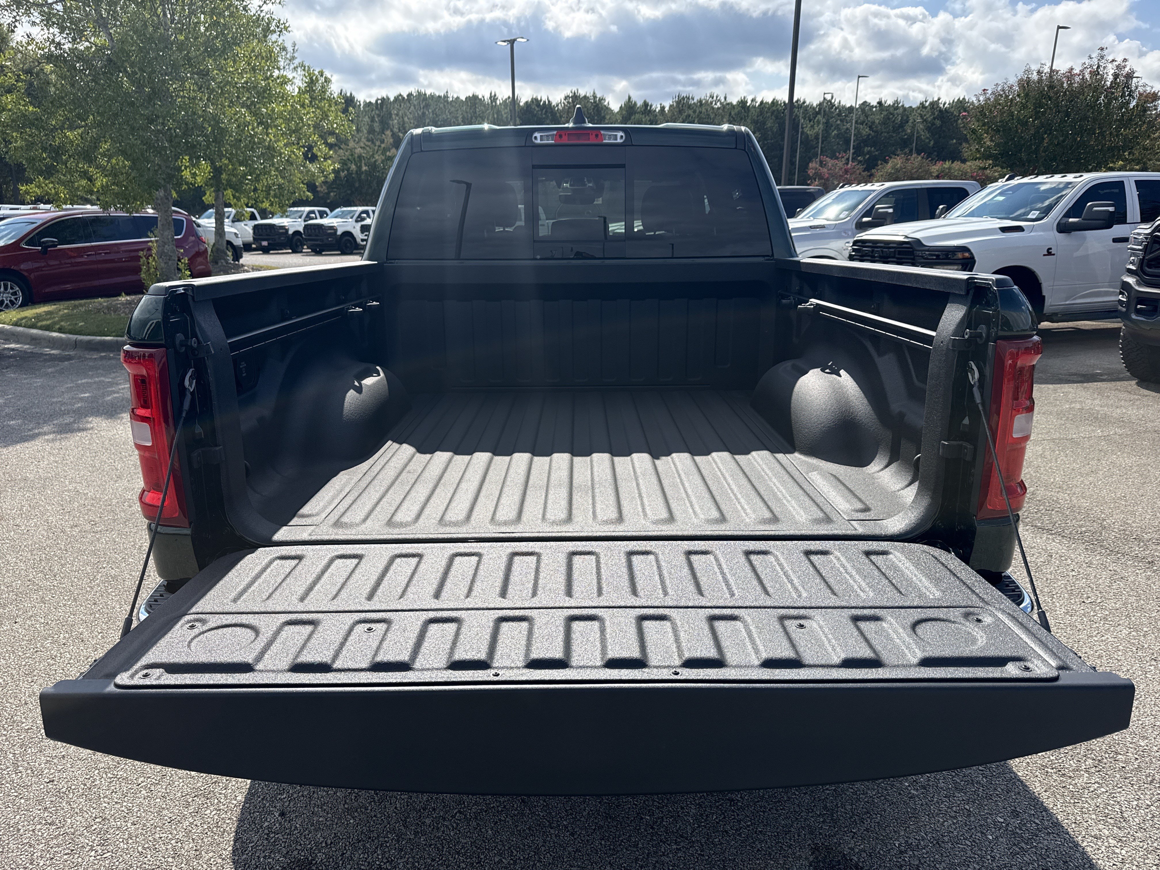 New 2026 RAM 1500 Laramie w/ Bed Utility Group AWD/4WD image 18