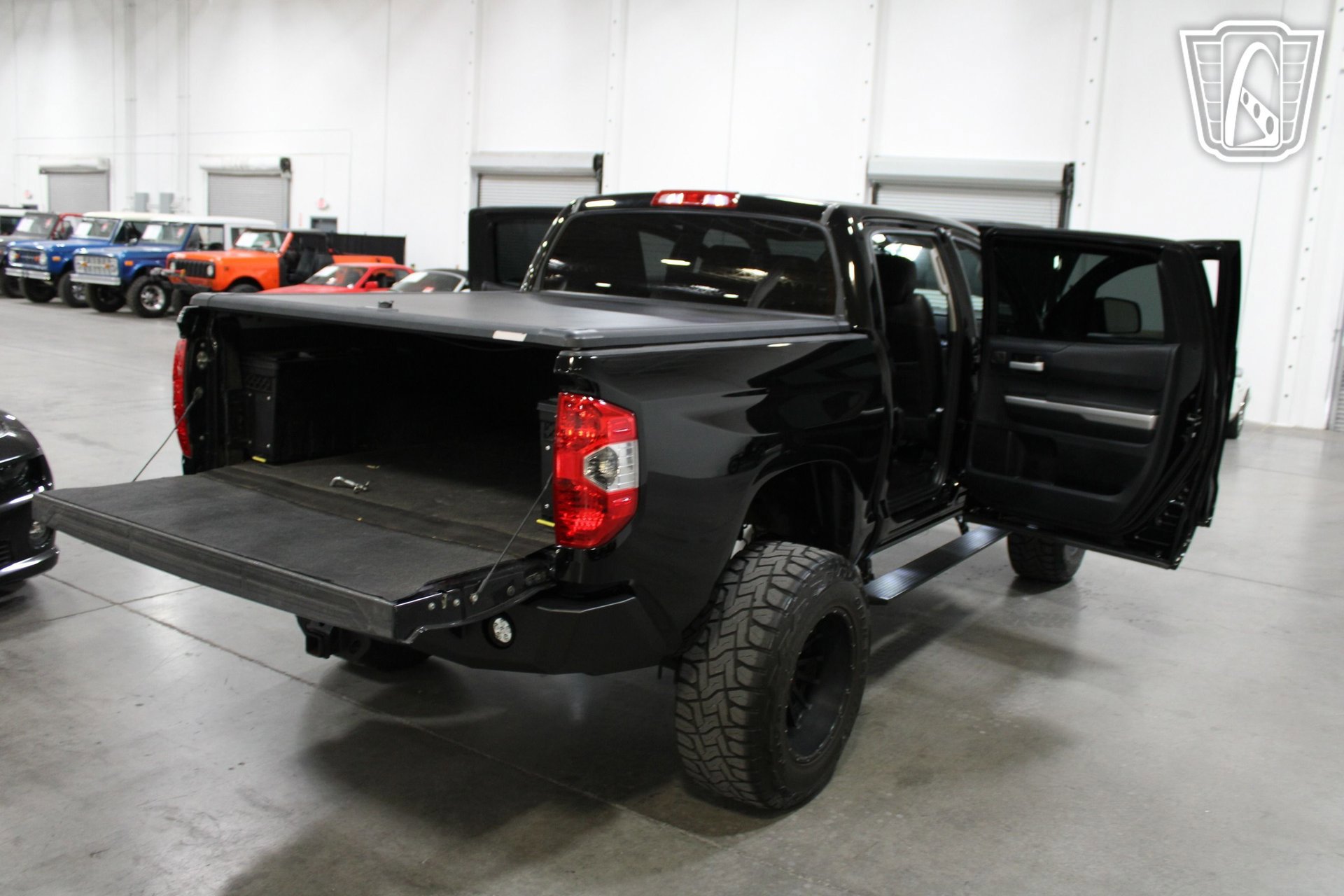 Used 2014 Toyota Tundra SR5 w/ TRD Off Road Package AWD/4WD image 34