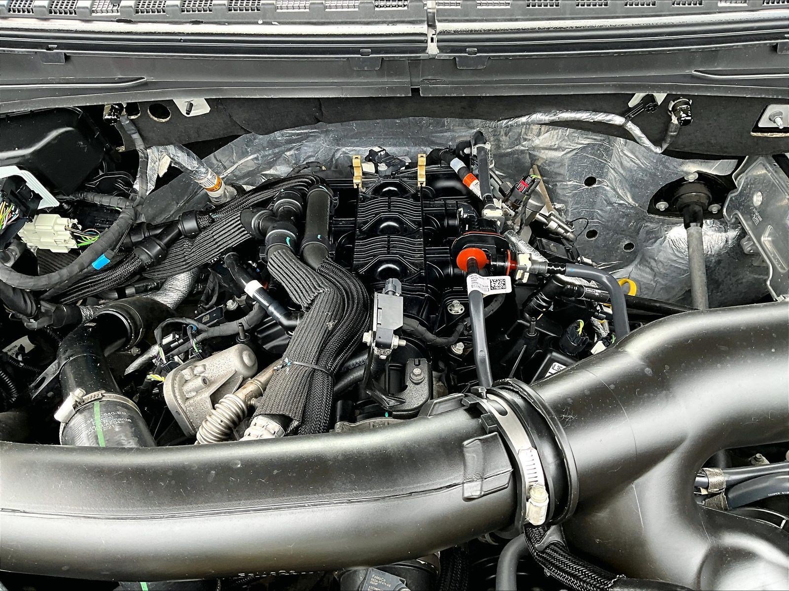 Used 2022 Ford Expedition XLT AWD/4WD image 31
