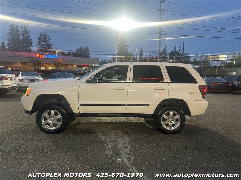 Used 2008 Jeep Grand Cherokee Laredo RWD image 4