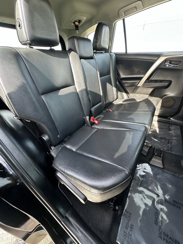 Used 2014 Toyota RAV4 Limited image 42