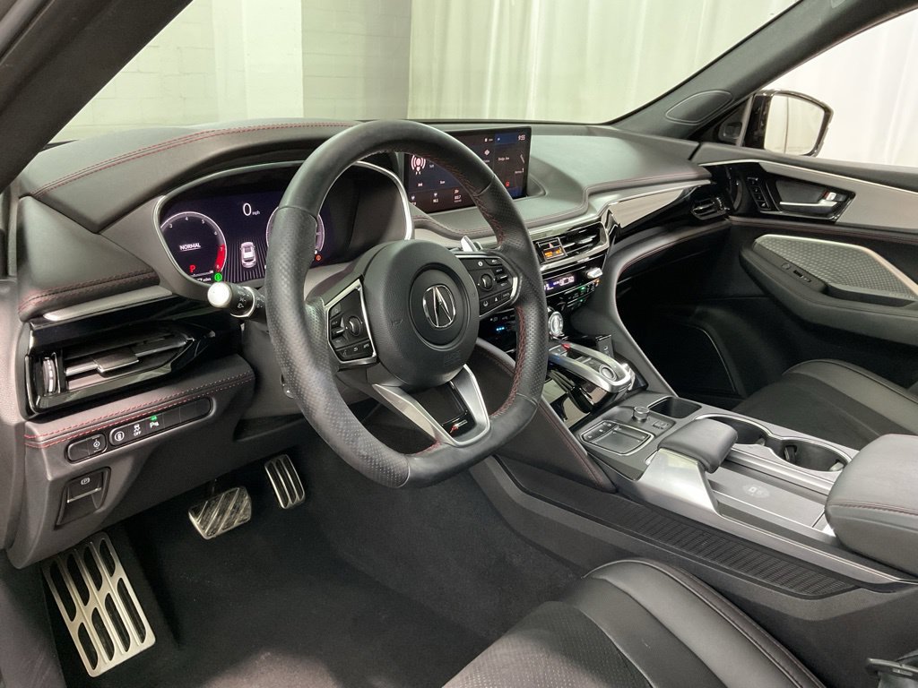 Used 2023 Acura MDX A-Spec AWD/4WD image 17