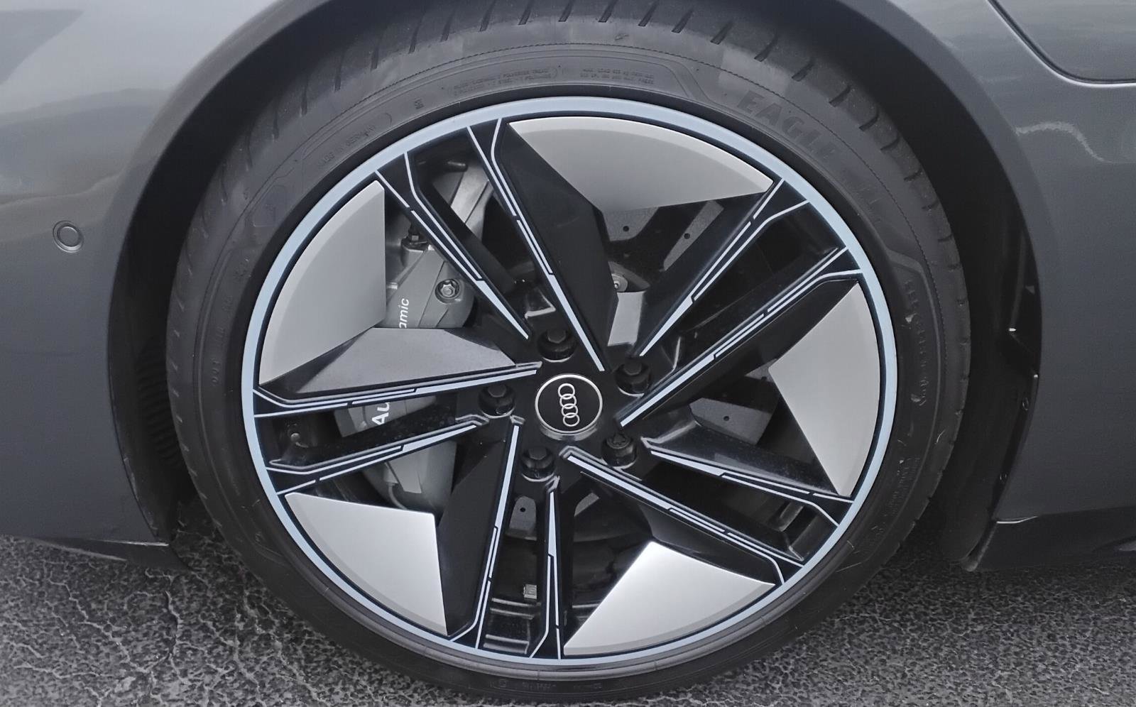 Used 2023 Audi RS e-tron GT w/ Ceramic Brake Package image 14