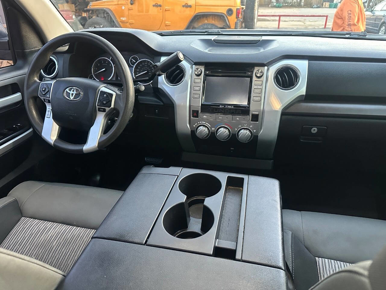 Used 2015 Toyota Tundra SR5 image 11