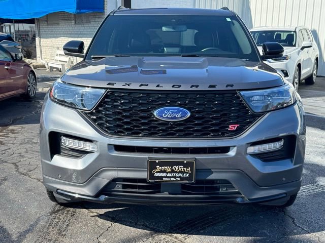 Used 2024 Ford Explorer ST w/ Equipment Group 401A image 2