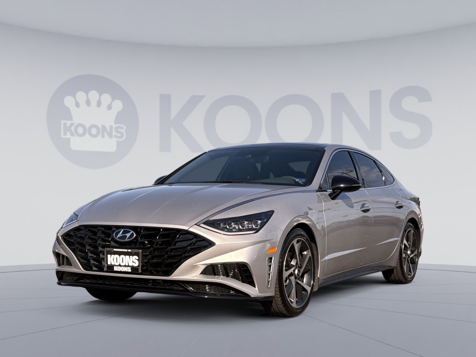 Used 2023 Hyundai Sonata SEL Plus FWD image 1
