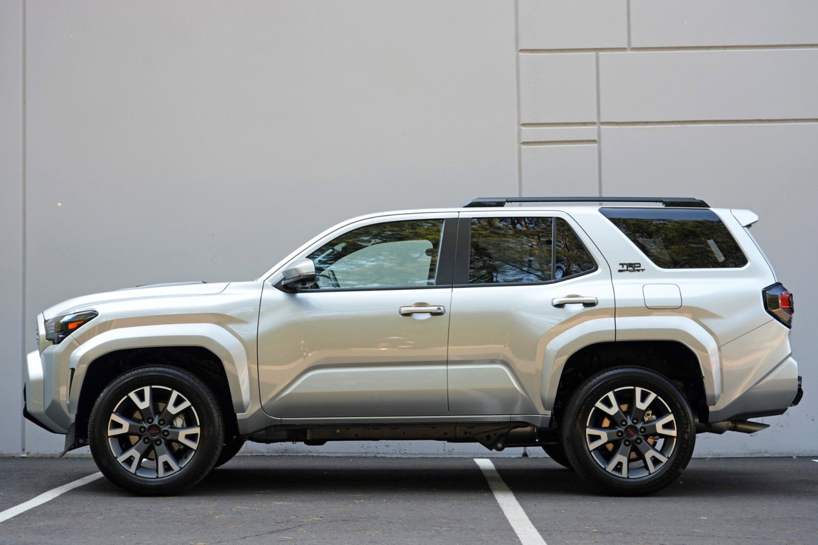 Used 2026 Toyota 4Runner TRD Sport Premium AWD/4WD image 9