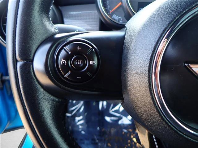 Used 2015 MINI Cooper 2-Door Hardtop image 14