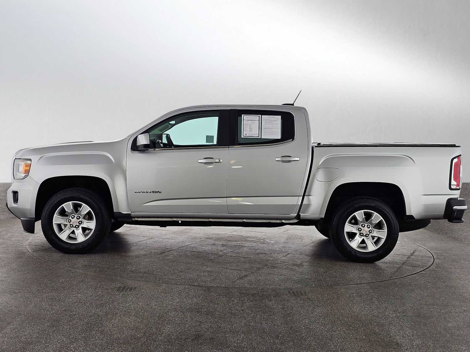 Used 2016 GMC Canyon SLE w/ Trailering Package image 6