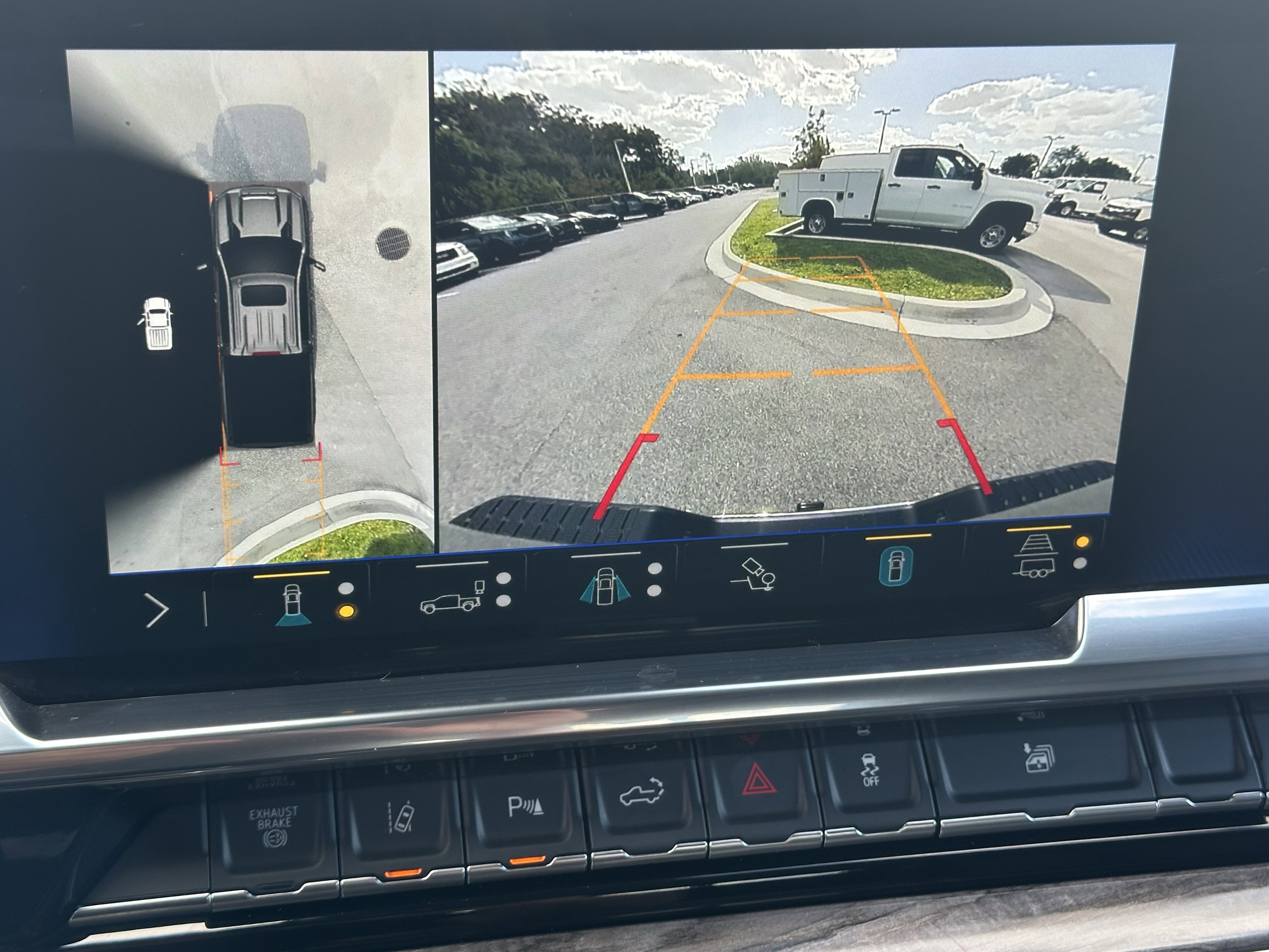 Used 2025 Chevrolet Silverado 3500 LTZ w/ LTZ Premium Package image 29