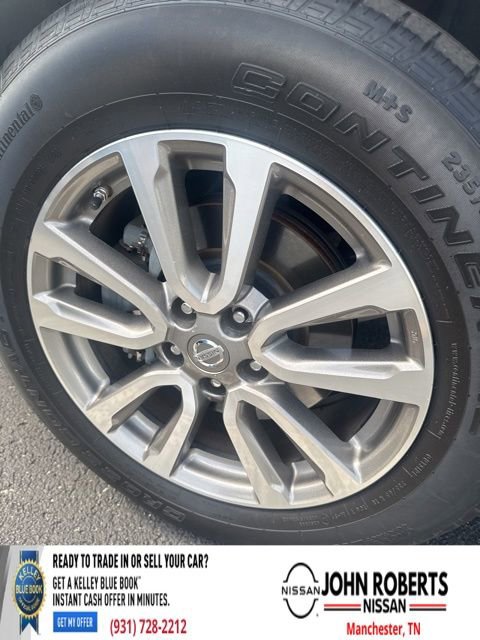 Used 2015 Nissan Pathfinder SV w/ Trailer Tow Package image 12