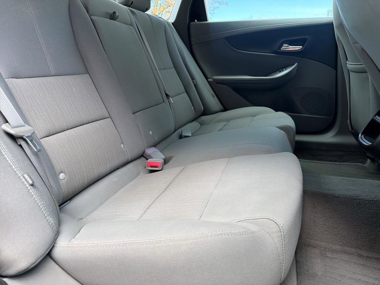 Used 2014 Chevrolet Impala LS w/ LS Convenience Package image 24