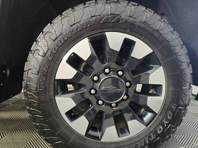 Used 2020 Chevrolet Silverado 2500 LT w/ All Star Edition image 20