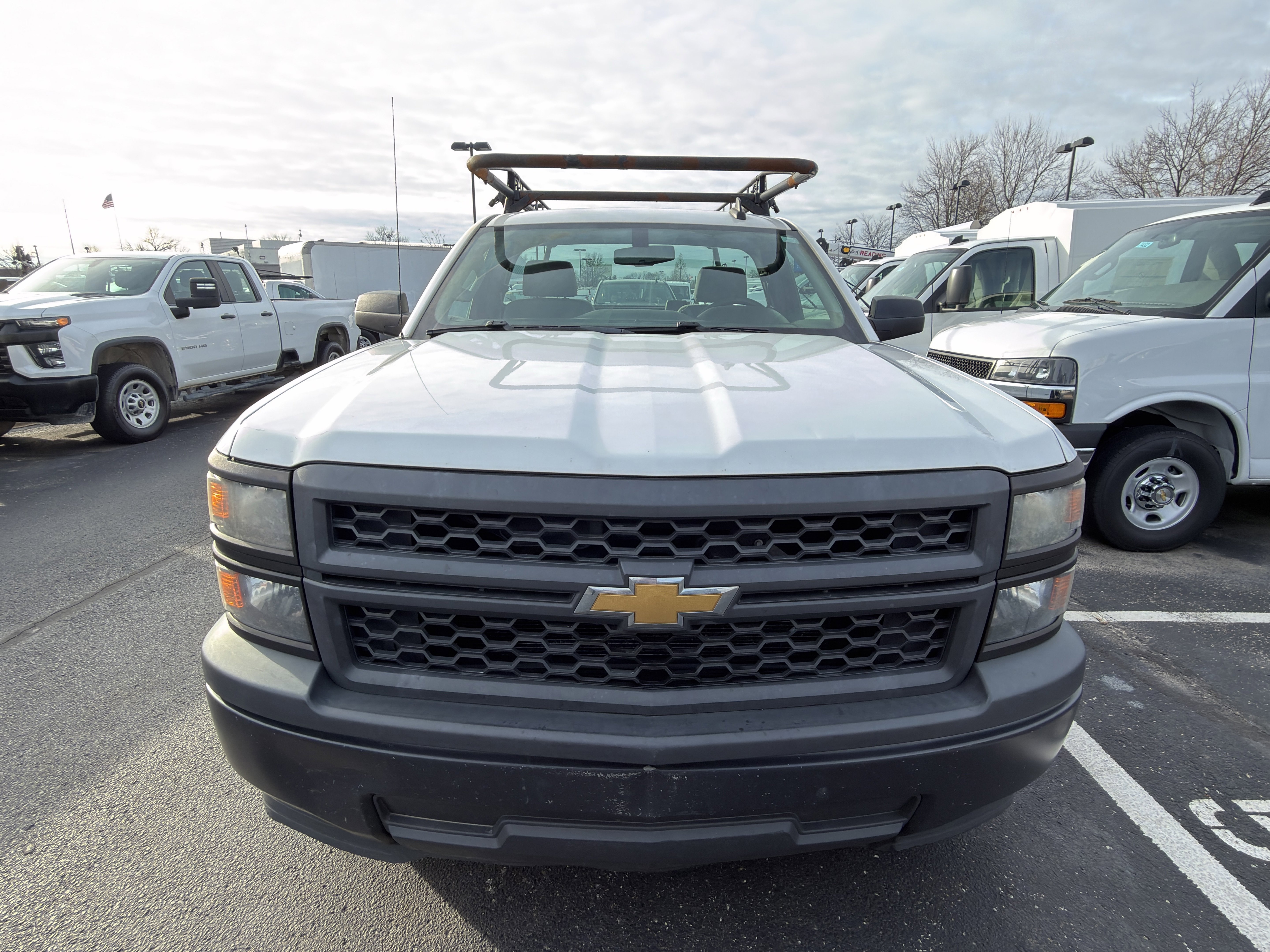 Used 2015 Chevrolet Silverado 1500 W/T image 2
