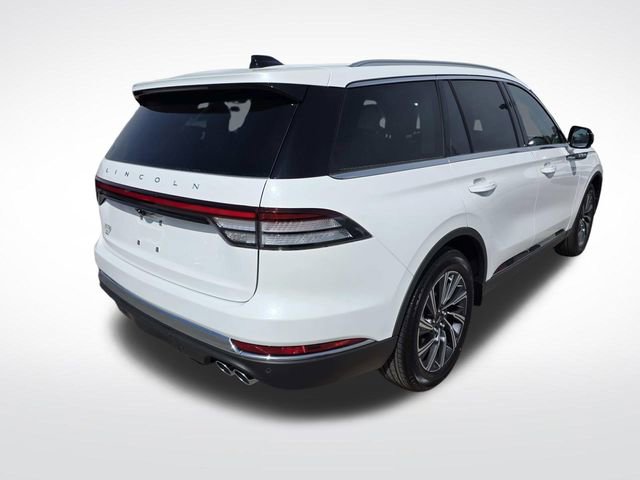 New 2026 Lincoln Aviator 2WD image 3