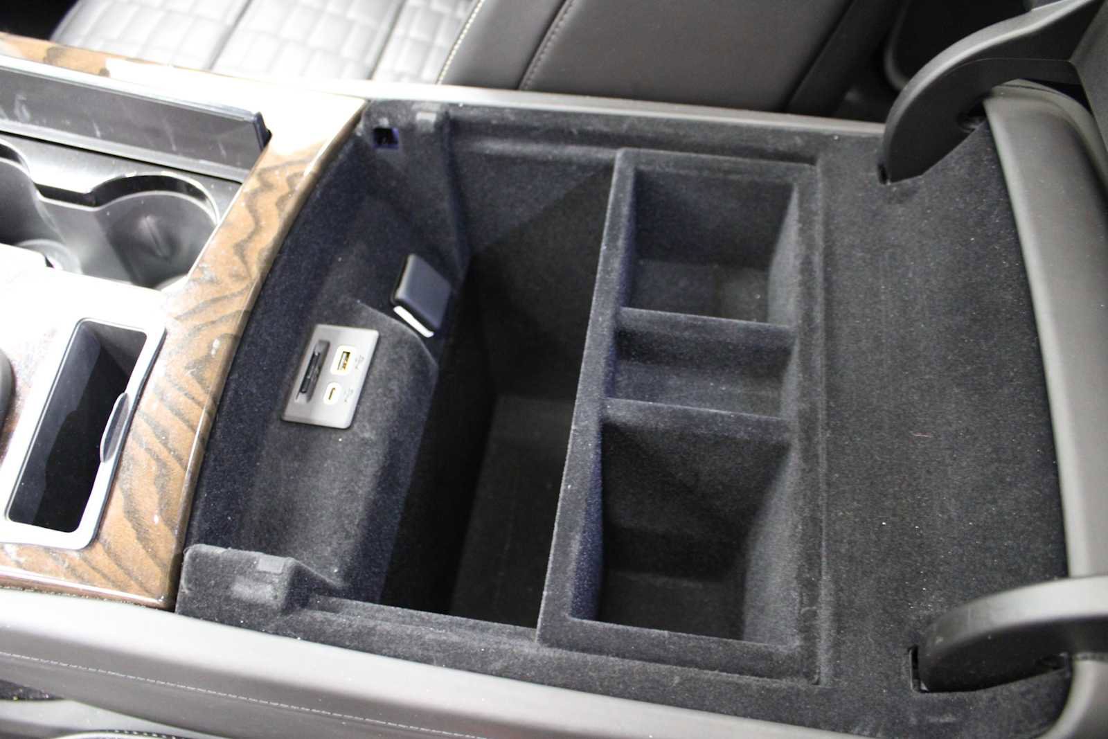 Certified 2024 Cadillac Escalade ESV Sport Platinum w/ LPO, ONYX Package image 48